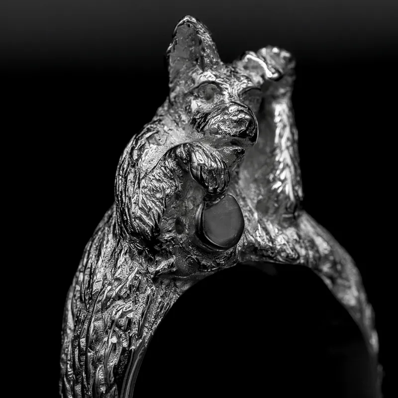Mariana La Rotta The Pepe Ring.