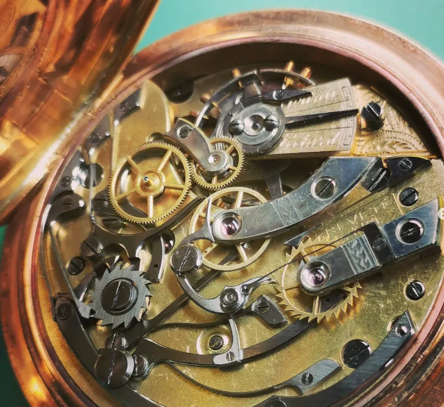Taschenuhr mit Chronographenmechanismus