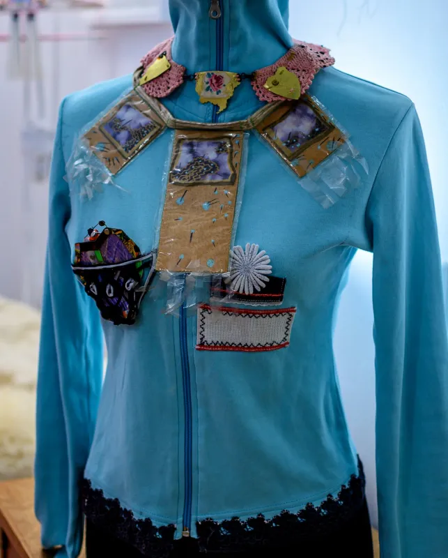 K.Li Upcycling Top mit Brusttasche