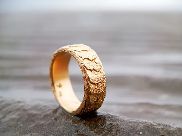 Sabine Lang Schmuck Sepiaring in 750er Gelbgold