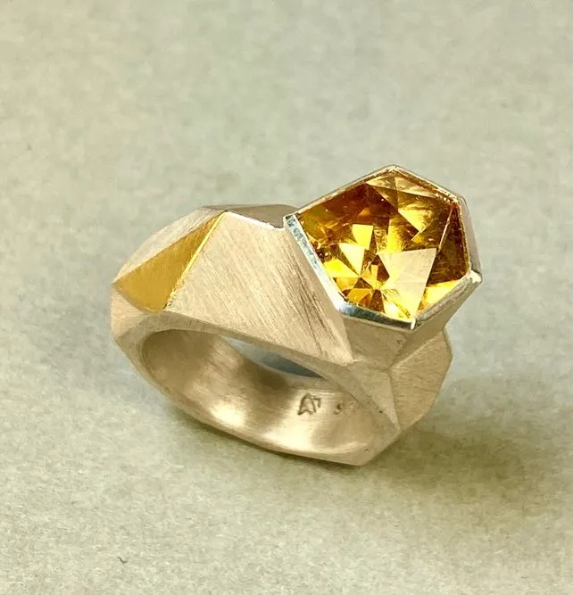 Ring 21ˋst Century aus Silber mit Gebgold 750 und Citrin